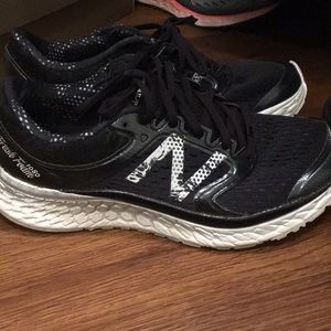 New Balance Fresh Foam 1080v7, 10.5 D (Wide)